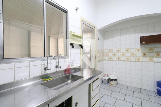 Cozinha  de casa à venda com 3 quartos, 150m² em Pompeia, São Paulo