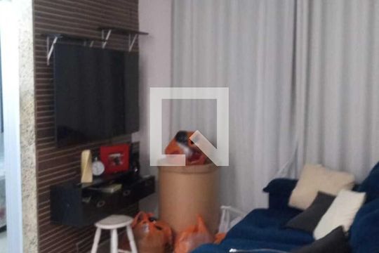 Sala de apartamento para alugar com 2 quartos, 40m² em Padre Miguel, Rio de Janeiro