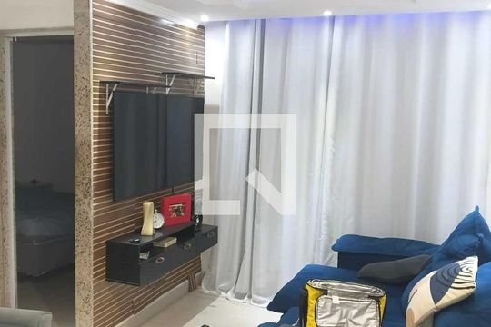 Sala de apartamento para alugar com 2 quartos, 40m² em Padre Miguel, Rio de Janeiro