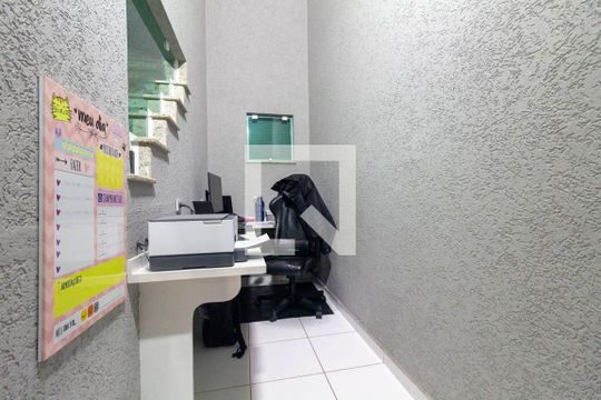 Escritório de casa à venda com 3 quartos, 201m² em Cidade Patriarca, São Paulo