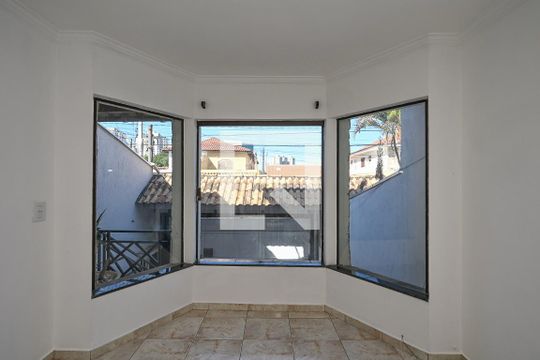 Vista de casa à venda com 3 quartos, 230m² em Parque Monte Alegre, Taboão da Serra