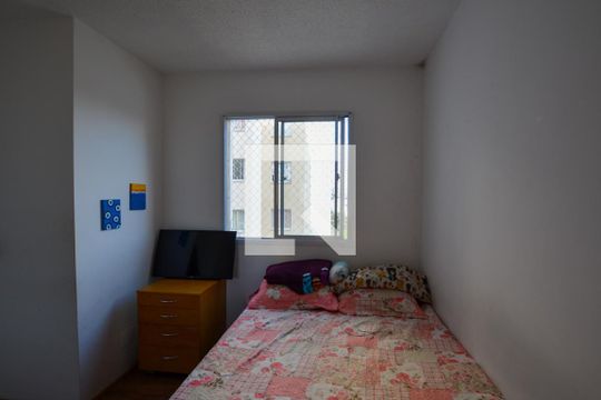 QUARTO 1  de kitnet/studio para alugar com 2 quartos, 32m² em Jardim Celeste, São Paulo