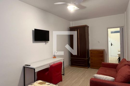 Studio de kitnet/studio para alugar com 1 quarto, 30m² em Boqueirão, Santos