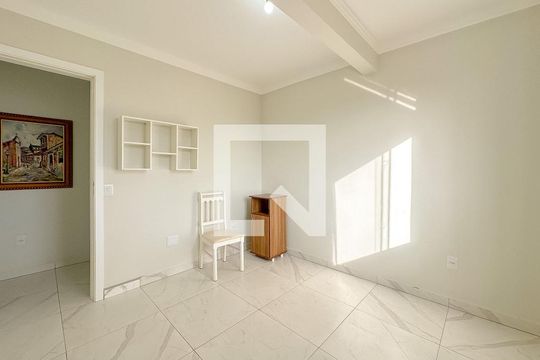 Quarto 1 de apartamento para alugar com 2 quartos, 73m² em Ingleses do Rio Vermelho, Florianópolis