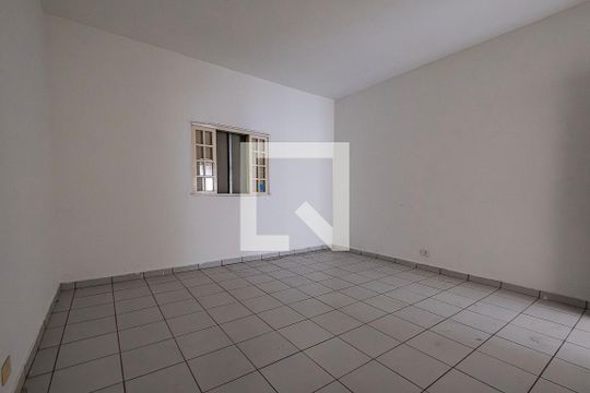 Quarto 1 de casa para alugar com 3 quartos, 135m² em Vila Madalena, São Paulo