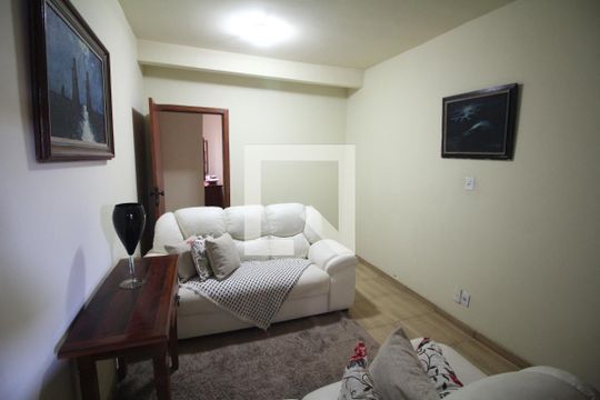 Sala de casa à venda com 3 quartos, 354m² em Pindorama, Belo Horizonte