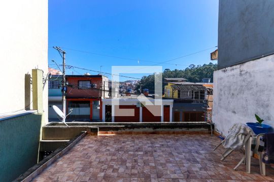 Vista da sala de casa para alugar com 3 quartos, 190m² em Jardim Vista Alegre, São Paulo