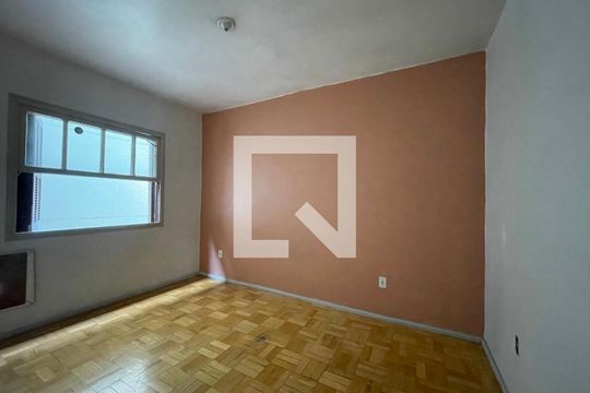 Quarto 2 de apartamento à venda com 2 quartos, 66m² em Centro, Novo Hamburgo