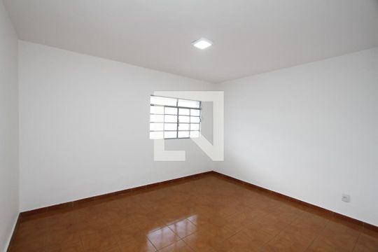 Quarto 1 de casa à venda com 4 quartos, 360m² em Indústrias I (barreiro), Belo Horizonte