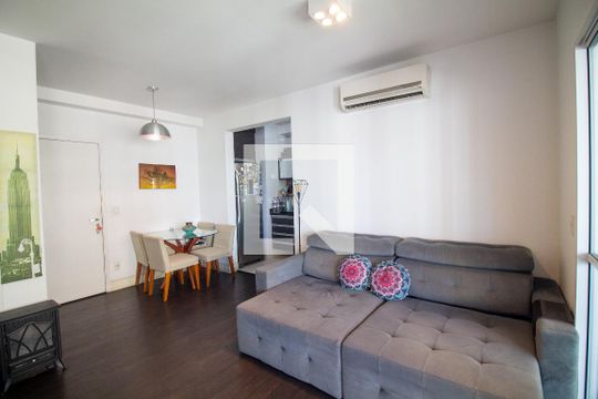 Sala de kitnet/studio à venda com 1 quarto, 60m² em Campo Belo, São Paulo