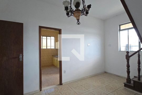 Sala de casa para alugar com 5 quartos, 400m² em Santa Ines, Belo Horizonte