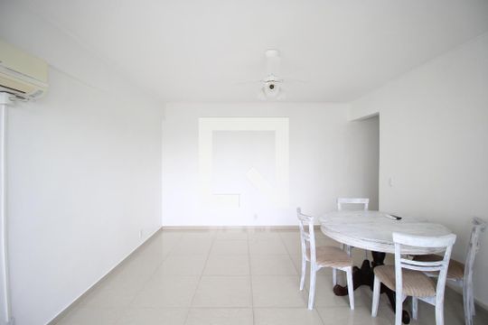 Sala de apartamento à venda com 2 quartos, 73m² em Moinhos de Vento, Porto Alegre