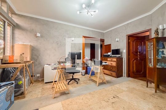 Sala de casa à venda com 6 quartos, 450m² em Vila Mariana, São Paulo