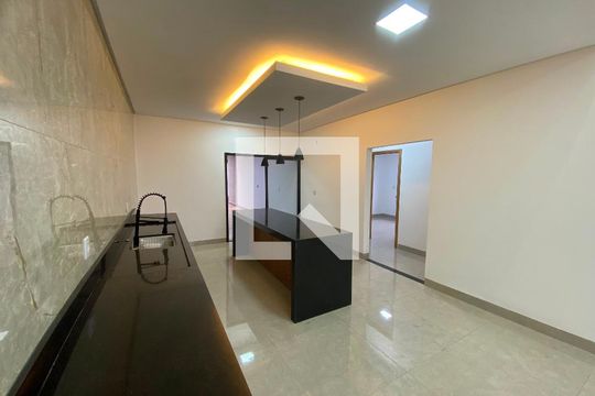 Sala/cozinha de casa à venda com 3 quartos, 168m² em Vila Finsocial, Goiânia
