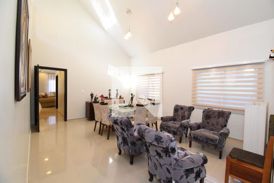 Sala de Jantar de casa à venda com 4 quartos, 494m² em Cascatinha, Curitiba