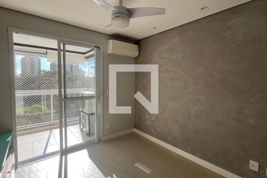 Apartamento para alugar com 2 quartos, 67m² em Taquaral, Campinas