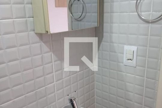 Cozinha de apartamento para alugar com 1 quarto, 29m² em Cidade Ocian, Praia Grande