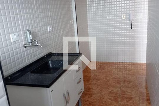 Cozinha de apartamento para alugar com 1 quarto, 29m² em Cidade Ocian, Praia Grande