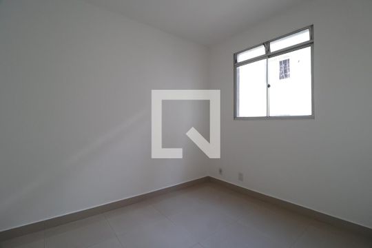 Quarto 1 de apartamento para alugar com 2 quartos, 50m² em Gávea, Uberlândia