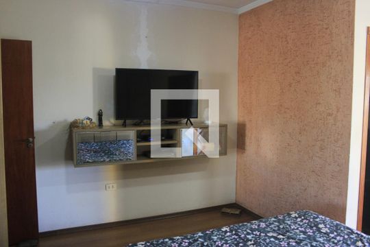 Suíte de casa à venda com 6 quartos, 220m² em Vila Sao Ricardo, Guarulhos