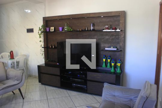 Casa à venda com 6 quartos, 220m² em Vila Sao Ricardo, Guarulhos