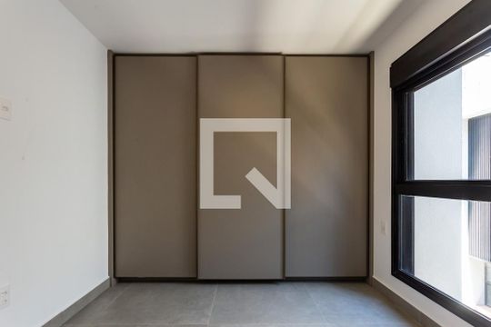 Quarto de casa à venda com 3 quartos, 256m² em Vila Madalena, São Paulo