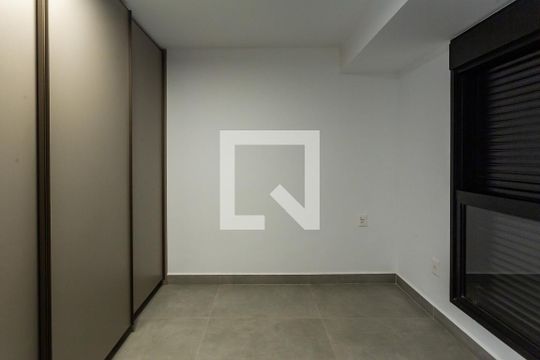 Quarto de casa à venda com 3 quartos, 256m² em Vila Madalena, São Paulo