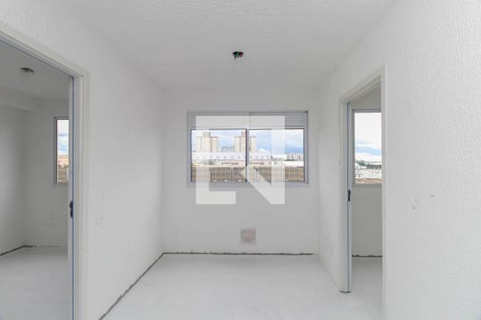 Apartamento para alugar com 2 quartos, 38m² em Parque São Lourenço, São Paulo