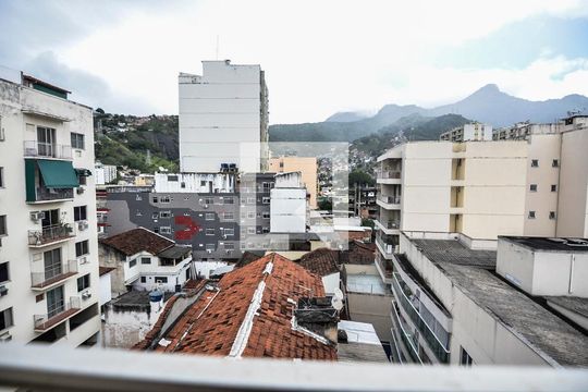 Sala de apartamento à venda com 2 quartos, 120m² em Andaraí, Rio de Janeiro