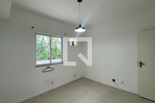Quarto 1 de apartamento à venda com 3 quartos, 91m² em Vargem Pequena, Rio de Janeiro
