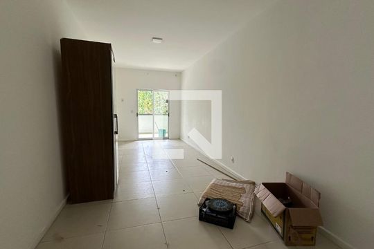 Sala de apartamento à venda com 3 quartos, 91m² em Vargem Pequena, Rio de Janeiro