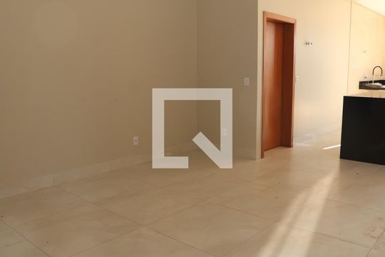 Casa de Condomínio à venda com 3 quartos, 156m² em Residencial Parqville Jacarandá, Goiânia