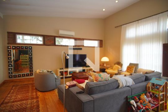 Sala 3 de casa de condomínio para alugar com 5 quartos, 328m² em Auxiliadora, Porto Alegre