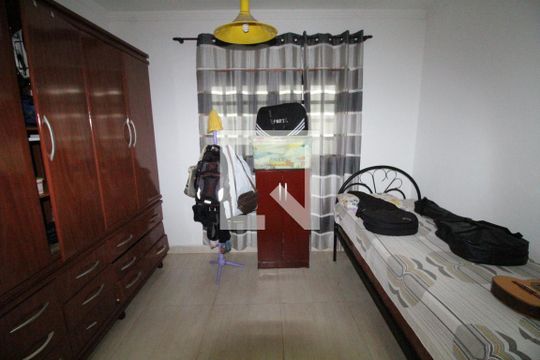 Quarto 1 de casa para alugar com 3 quartos, 500m² em Jardim Altos de Santana, São José dos Campos