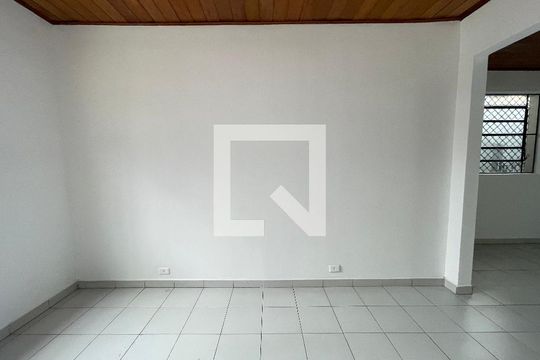 Sala de casa à venda com 3 quartos, 151m² em Rio Pequeno, São Paulo