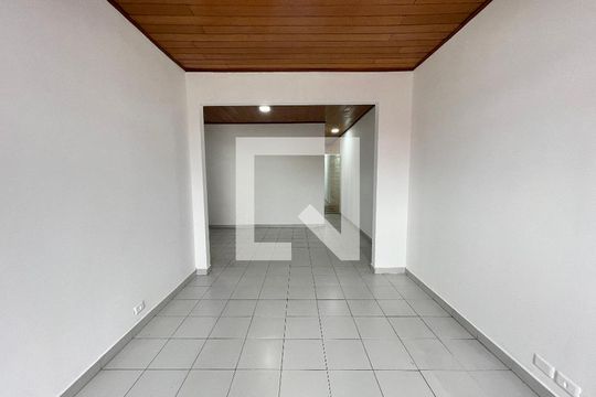 Sala de casa à venda com 3 quartos, 151m² em Rio Pequeno, São Paulo
