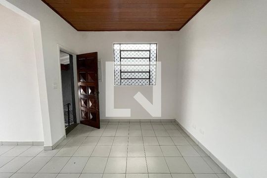Sala de casa à venda com 3 quartos, 151m² em Rio Pequeno, São Paulo