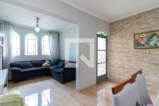 Casa à venda com 3 quartos, 188m² em Vila Romero, São Paulo