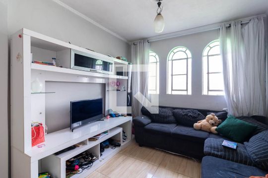 Sala de Estar de casa à venda com 3 quartos, 188m² em Vila Romero, São Paulo
