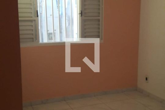 Quarto de casa à venda com 7 quartos, 240m² em Cidade Satélite Íris, Campinas
