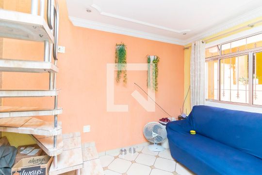 CASA 1 - Sala de casa à venda com 5 quartos, 150m² em Vila Santa Cruz (zona Leste), São Paulo