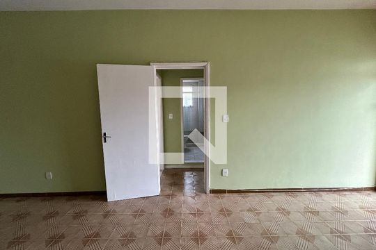 Corredor de apartamento à venda com 2 quartos, 89m² em Vila Valqueire, Rio de Janeiro