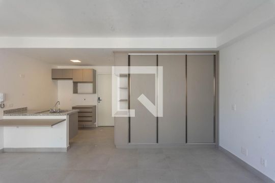 Sala/Quarto de apartamento para alugar com 1 quarto, 42m² em Botafogo, Campinas