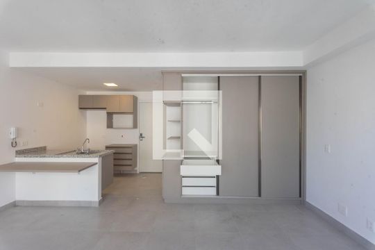 Sala/Quarto de apartamento para alugar com 1 quarto, 42m² em Botafogo, Campinas
