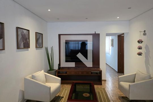 Sala  de casa para alugar com 3 quartos, 200m² em Vila Sao Joao, Guarulhos