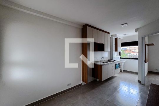 Apartamento para alugar com 2 quartos, 38m² em Vila Canero, São Paulo