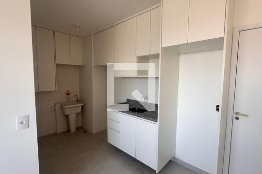 Kitnet/Studio à venda com 2 quartos, 34m² em Santo Amaro, São Paulo