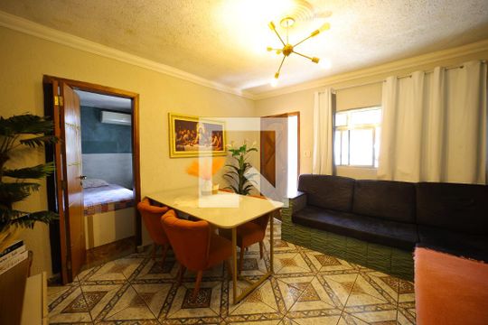 Sala de casa à venda com 4 quartos, 23m² em Cidade Patriarca, São Paulo