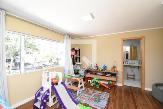 Suíte 1 de casa para alugar com 5 quartos, 443m² em Cristo Rei, Curitiba