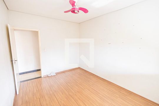 Quarto 1 de casa à venda com 2 quartos, 200m² em Venda Nova, Belo Horizonte